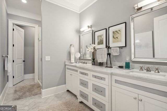 318 E Hall Street, Savannah, GA 31401