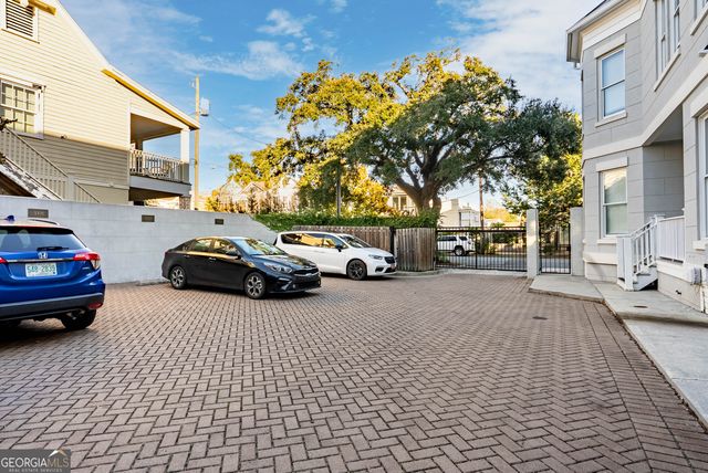 318 E Hall Street, Savannah, GA 31401