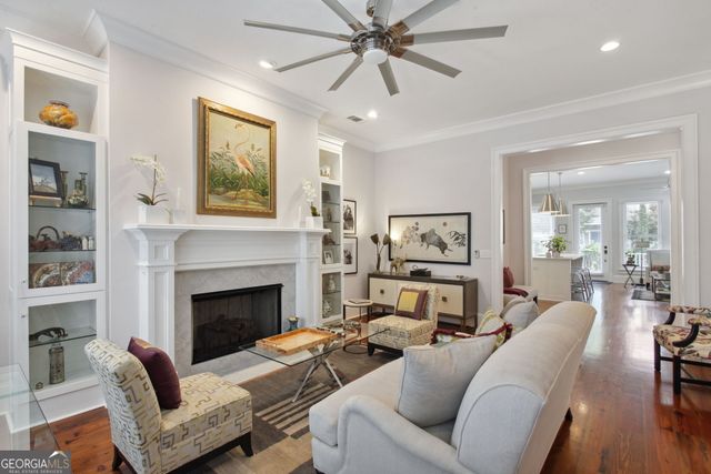 318 E Hall Street, Savannah, GA 31401