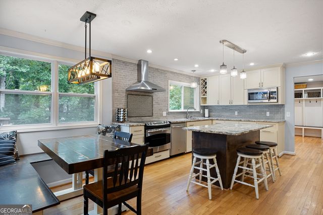 184 Lake Somerset Drive NW, Marietta, GA 30064