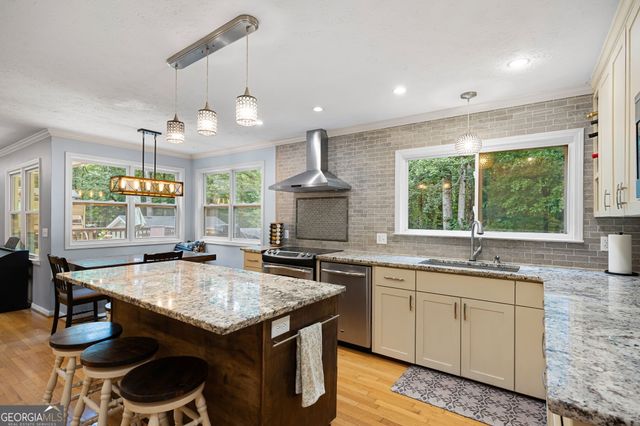 184 Lake Somerset Drive NW, Marietta, GA 30064