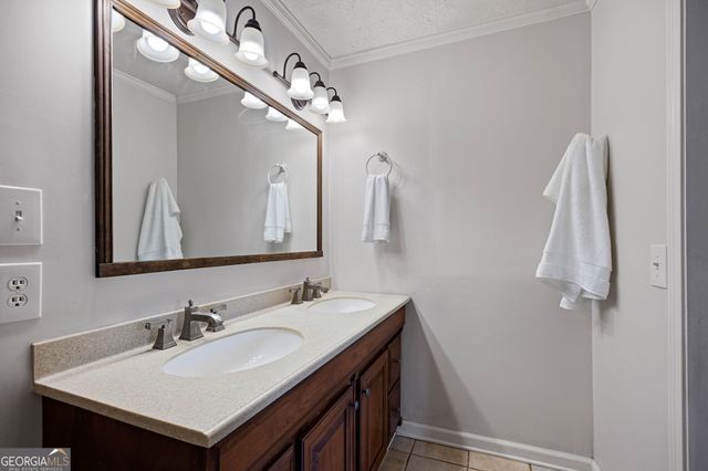 184 Lake Somerset Drive NW, Marietta, GA 30064