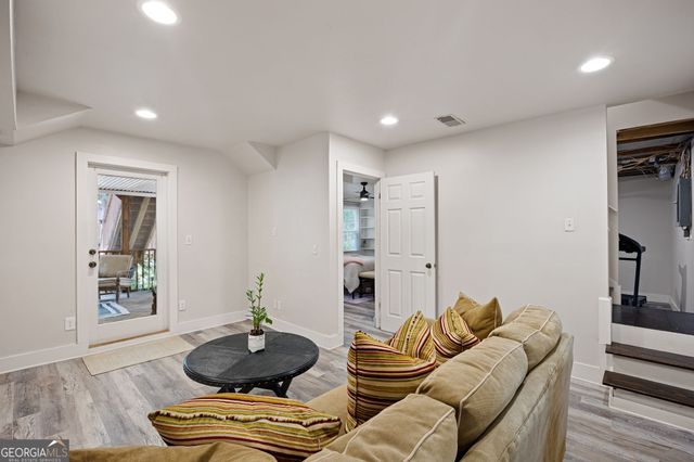 184 Lake Somerset Drive NW, Marietta, GA 30064