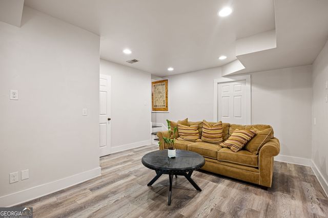 184 Lake Somerset Drive NW, Marietta, GA 30064