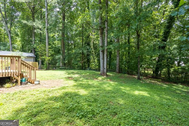 184 Lake Somerset Drive NW, Marietta, GA 30064