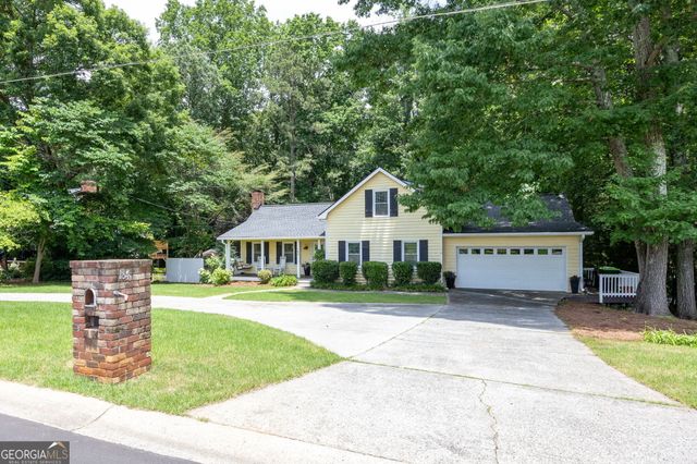 184 Lake Somerset Drive NW, Marietta, GA 30064