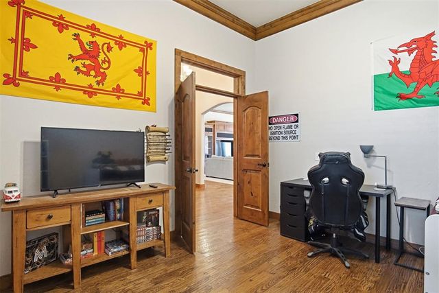 3104 Twin Lake Drive, Moore, OK 73165