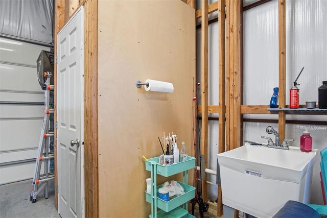 3104 Twin Lake Drive, Moore, OK 73165