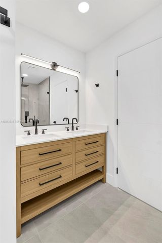 327 SE 2nd Ave, Dania Beach, FL 33004