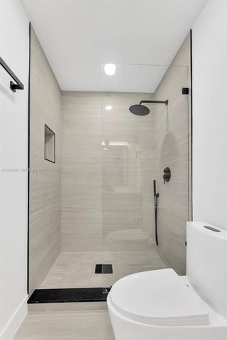 327 SE 2nd Ave, Dania Beach, FL 33004