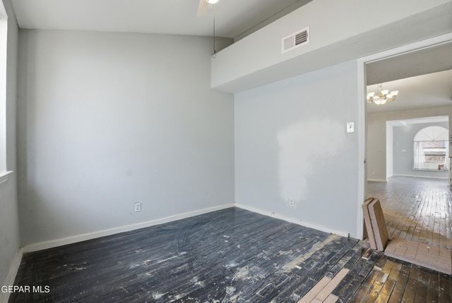 11165 SHINER Avenue, El Paso, TX 79936