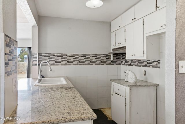 11165 SHINER Avenue, El Paso, TX 79936