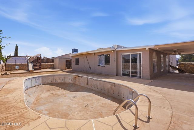 11165 SHINER Avenue, El Paso, TX 79936