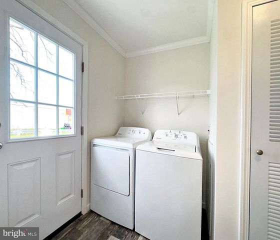 35 FOX CHASE CT, Kearneysville, WV 25430