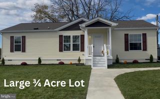 35 FOX CHASE CT, Kearneysville, WV 25430