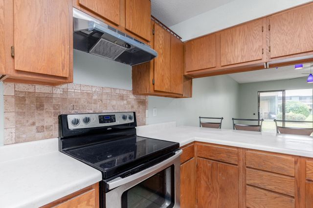 115 NE Hughes Street D2, Fort Walton Beach, FL 32548