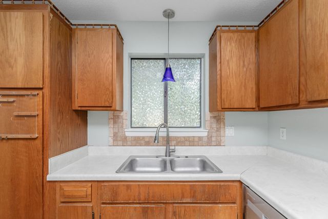 115 NE Hughes Street D2, Fort Walton Beach, FL 32548