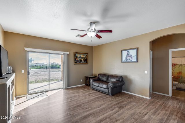 31807 N 219TH Avenue, Wittmann, AZ 85361