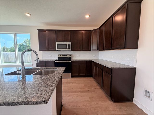 6073 Badger Street, Bryan, TX 77807