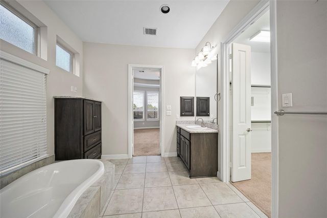 2823 Maple Oak Lane, Manvel, TX 77578