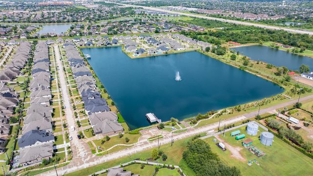 2823 Maple Oak Lane, Manvel, TX 77578