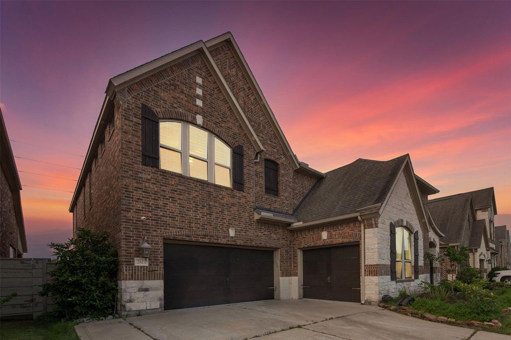 2823 Maple Oak Lane, Manvel, TX 77578