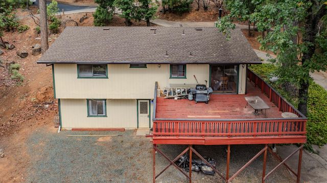 25504 Meadow Dr, Pioneer, CA 95666