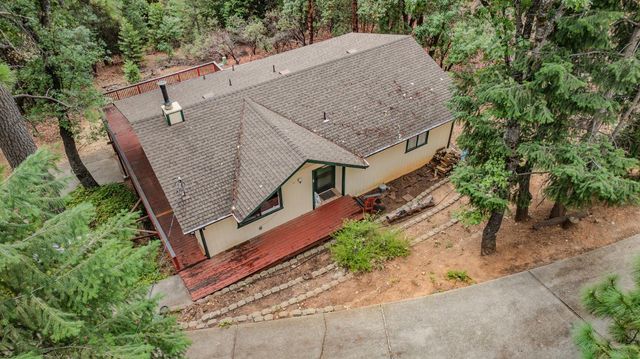 25504 Meadow Dr, Pioneer, CA 95666