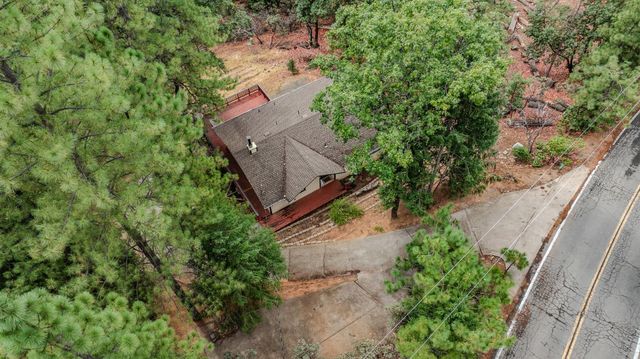 25504 Meadow Dr, Pioneer, CA 95666