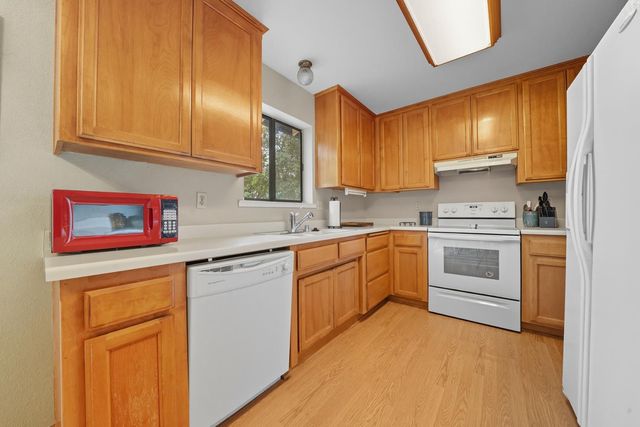 25504 Meadow Dr, Pioneer, CA 95666