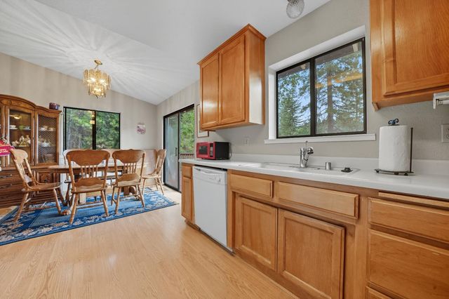 25504 Meadow Dr, Pioneer, CA 95666