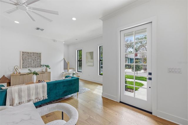 3010 S ESPERANZA AVENUE, Tampa, FL 33629