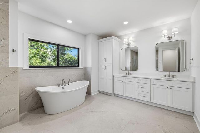 3010 S ESPERANZA AVENUE, Tampa, FL 33629