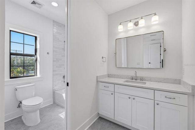 3010 S ESPERANZA AVENUE, Tampa, FL 33629