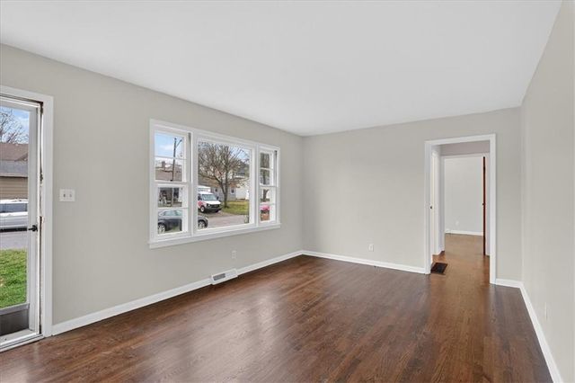 3308 S Vermont Avenue, Independence, MO 64052