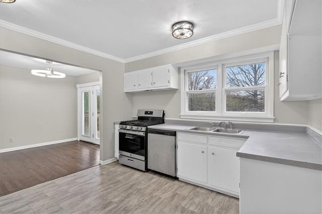 3308 S Vermont Avenue, Independence, MO 64052