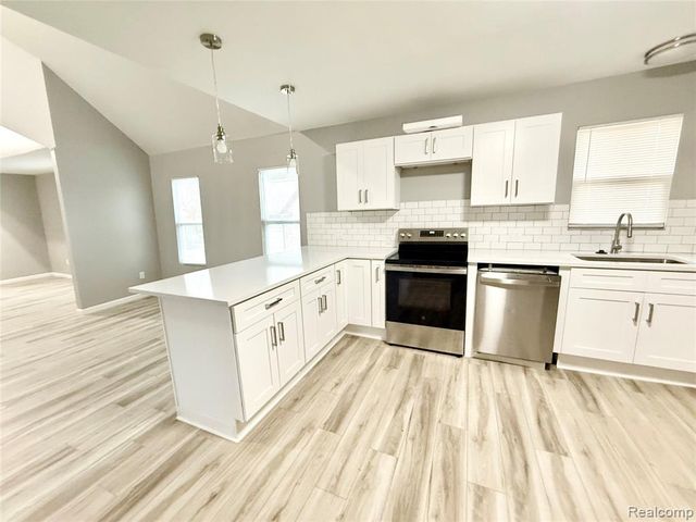 2069 Ferdinand St Street, Detroit, MI 48209