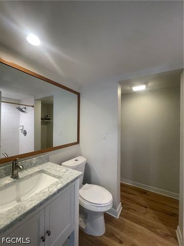 5218 Cedarbend DR 4, Fort Myers, FL 33919
