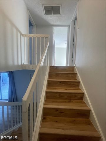 5218 Cedarbend DR 4, Fort Myers, FL 33919