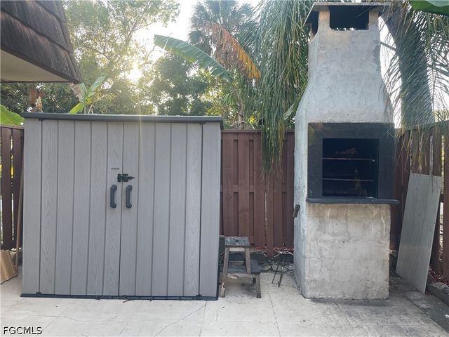 5218 Cedarbend DR 4, Fort Myers, FL 33919