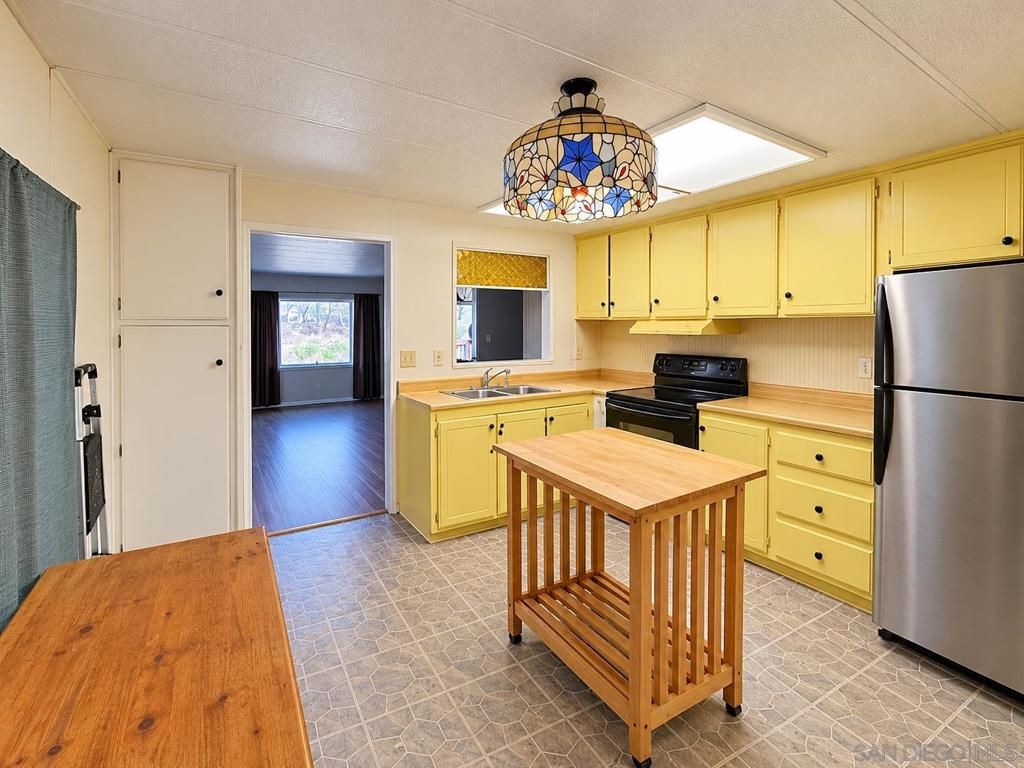 2750 Wheatstone SPC 108, San Diego, CA 92111 — photo 5