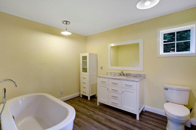 6487 Crooked Creek Road, Young Harris, GA 30582