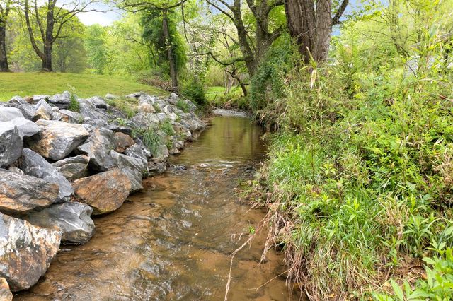 6487 Crooked Creek Road, Young Harris, GA 30582