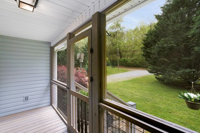 6487 Crooked Creek Road, Young Harris, GA 30582