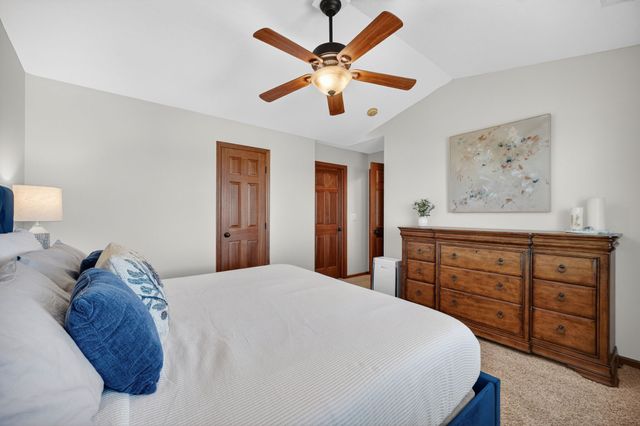 5012 NW 4th Street, Ankeny, IA 50023