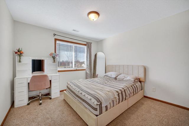 5012 NW 4th Street, Ankeny, IA 50023