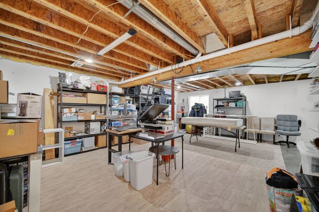 5012 NW 4th Street, Ankeny, IA 50023