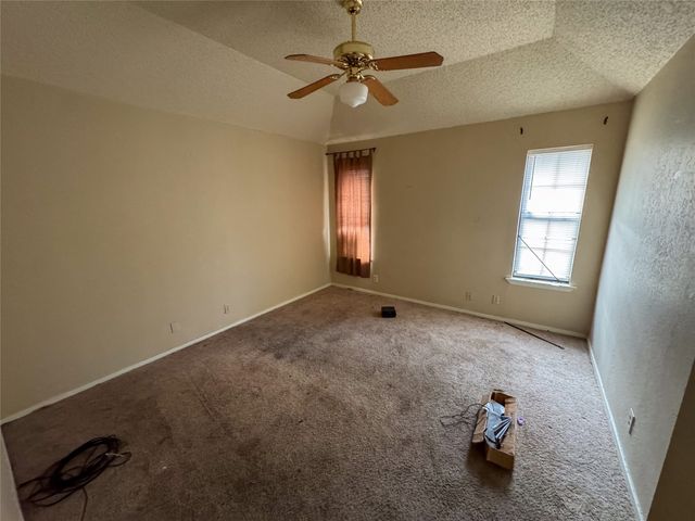 1822 Glenway Drive, Sherman, TX 75092