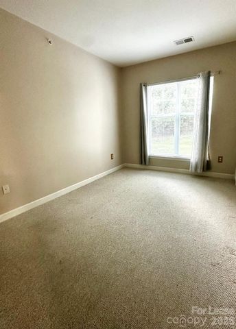 9811 Hyde Glen Court, Charlotte, NC 28262