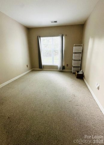 9811 Hyde Glen Court, Charlotte, NC 28262